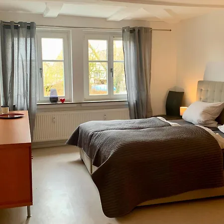 Im Erdgeschoss Mit Balkon Und Parkplatz Apartment Wolfhagen