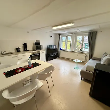 Im Erdgeschoss Mit Balkon Und Parkplatz Apartment Wolfhagen