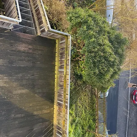 Im Erdgeschoss Mit Balkon Und Parkplatz Apartment *