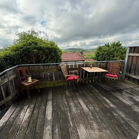 아파트 Im Erdgeschoss Mit Balkon Und Parkplatz
